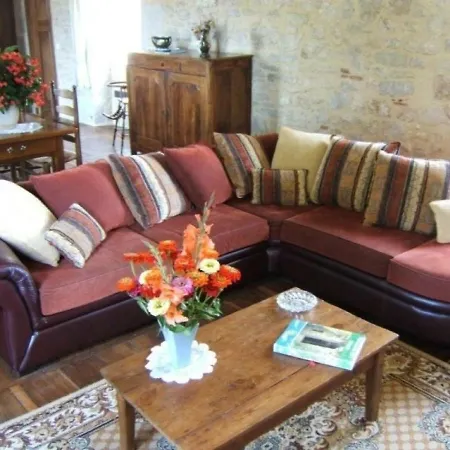 Holiday home House Domaine De Brivat 1 Larnagol