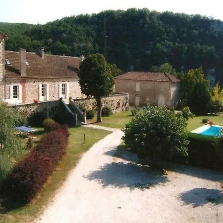 House Domaine De Brivat 1 Holiday home Larnagol
